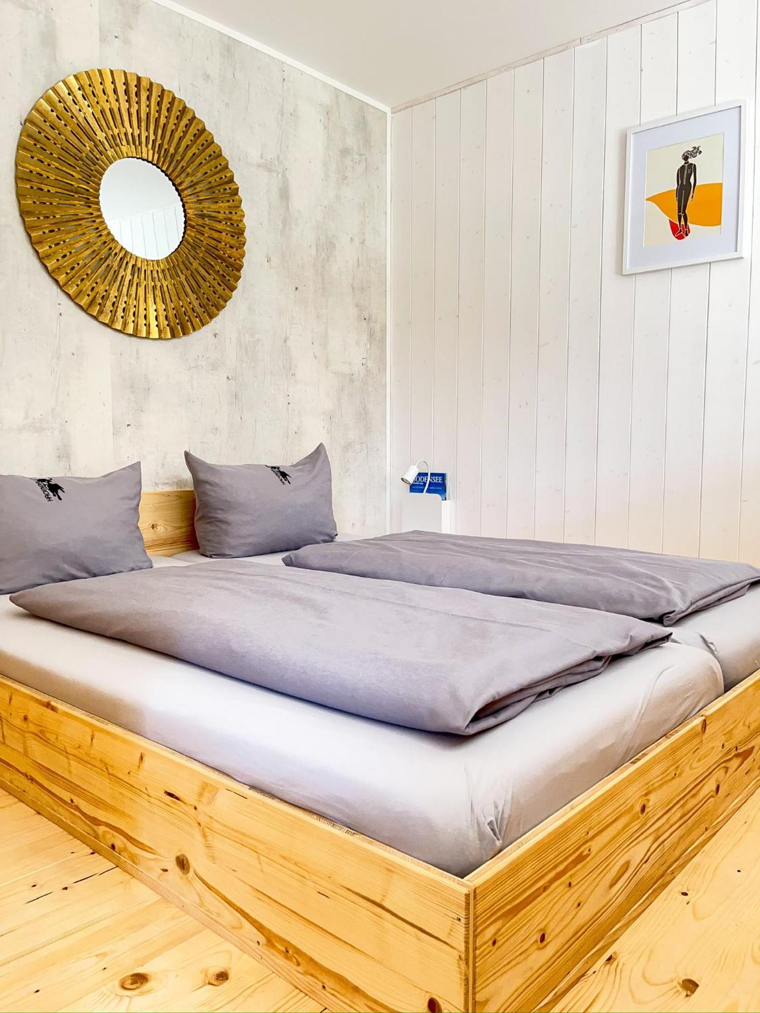 Hacienda Flats - Wunderschoene Ferienwohnungen Am Seewald Friedrichshafen Ngoại thất bức ảnh