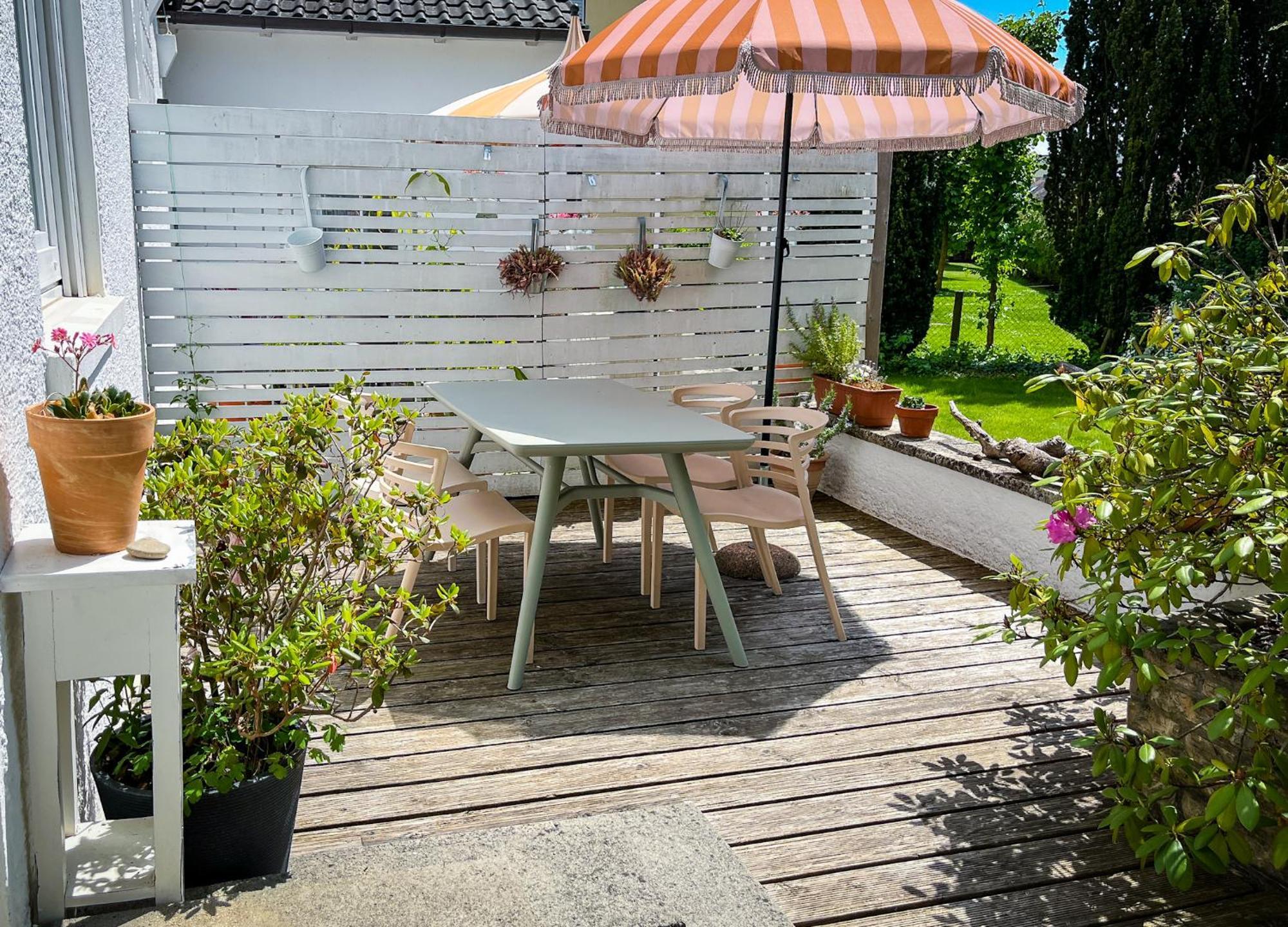 Hacienda Flats - Wunderschoene Ferienwohnungen Am Seewald Friedrichshafen Phòng bức ảnh